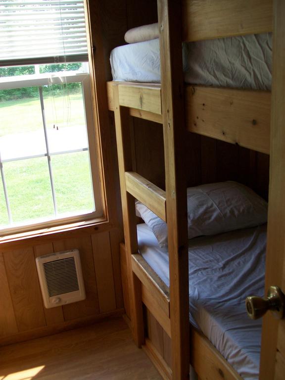 Plymouth Rock Camping Resort Rustic Cabin Elkhart Lake Exterior photo